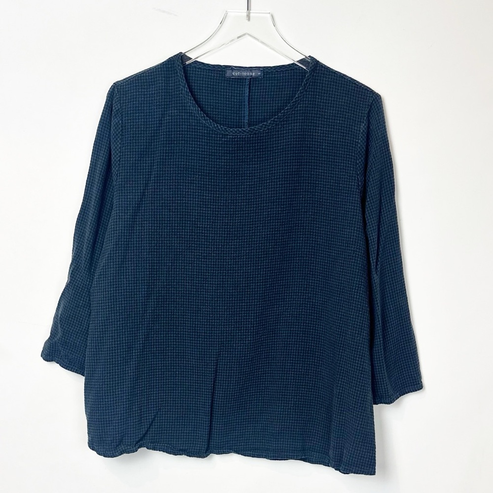 CUT LOOSE Mini Check 3/4 Sleeve Top in Night Chcek Medium - Picture 2 of 7
